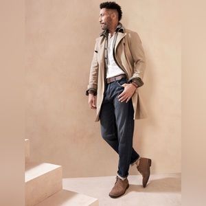 NWT Banana Republic Men’s Relaxed Organic Cotton Jeans size 28W 32L, Medium Wash